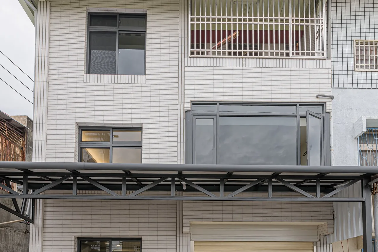 彰化北斗時光織寓 建築外觀 完工後現代立面 老屋翻新 琢木室內裝修